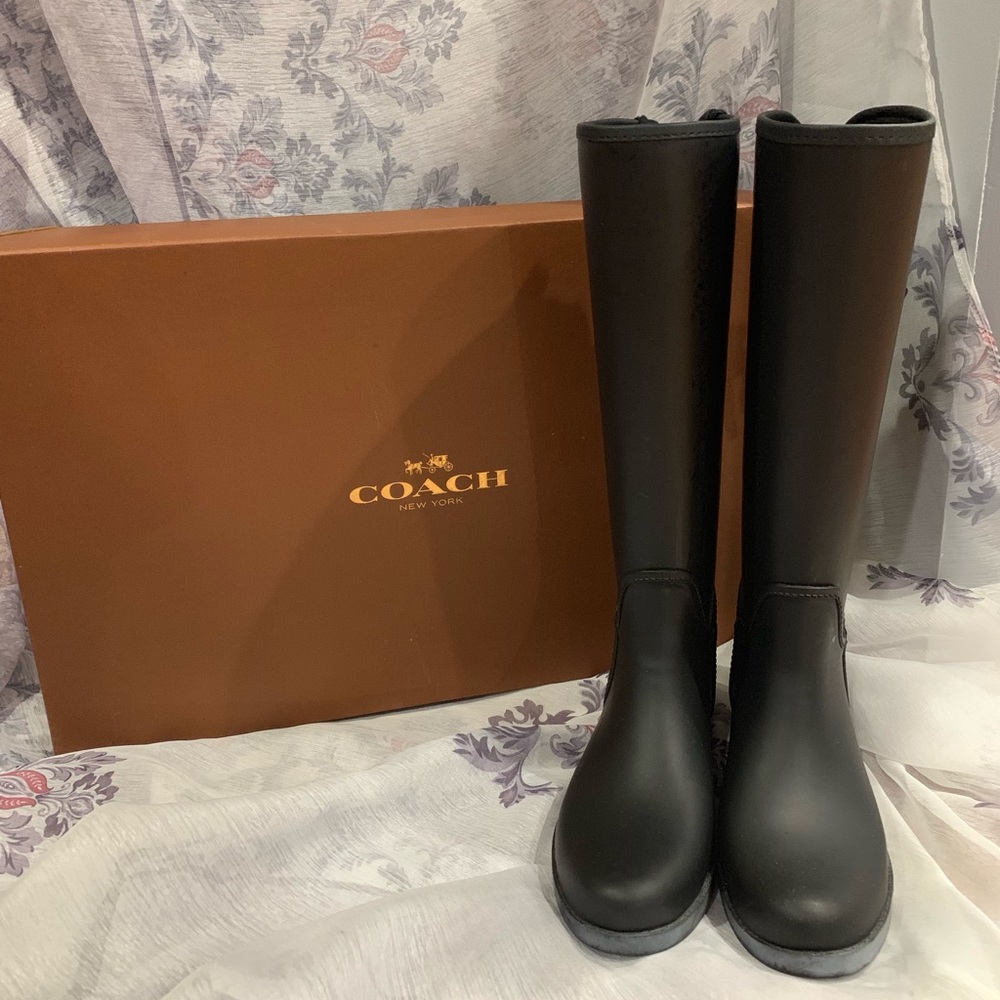 Rain boots